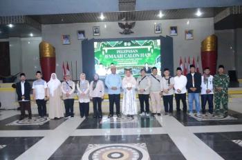 Plt Bupati Lampung Tengah Resmi Lepas 445 Jemaah Calon Haji Kloter 10